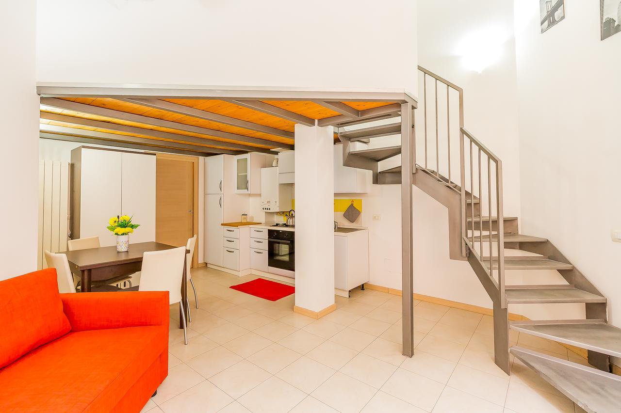 Alessia's Flat- Portello 3 * Milano